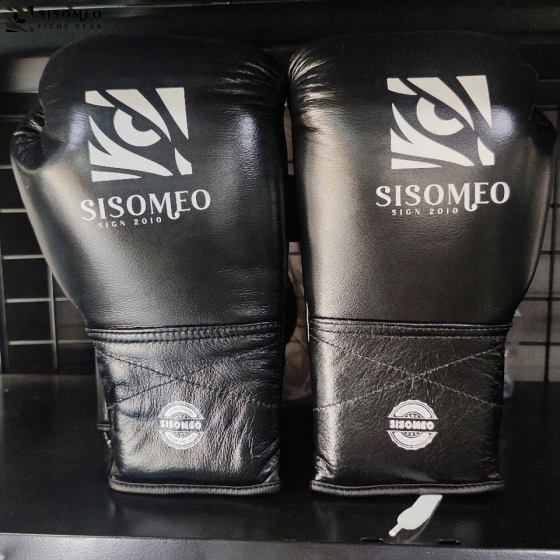 GĂNG SSM LACE UP BOXING GLOVES BLACK