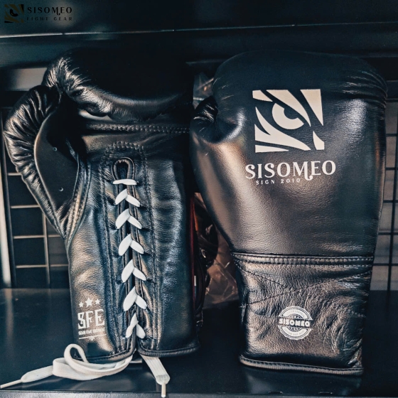 GĂNG SSM LACE UP BOXING GLOVES BLACK